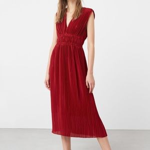 NWT Mango Pleated Dress SIZE XS